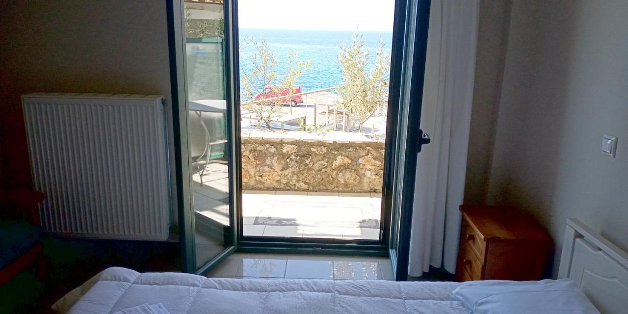 Aparthotel Gorgones, Sea-Front, Great View Kardhamili Exterior foto