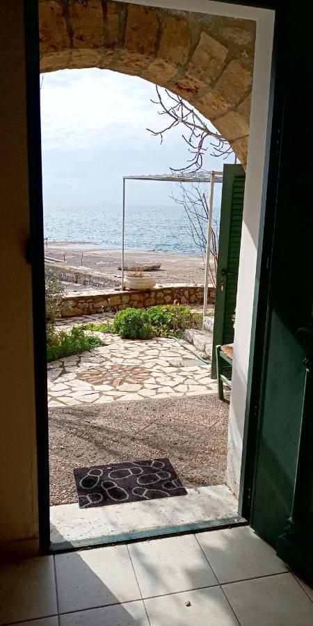 Aparthotel Gorgones, Sea-Front, Great View Kardhamili Exterior foto