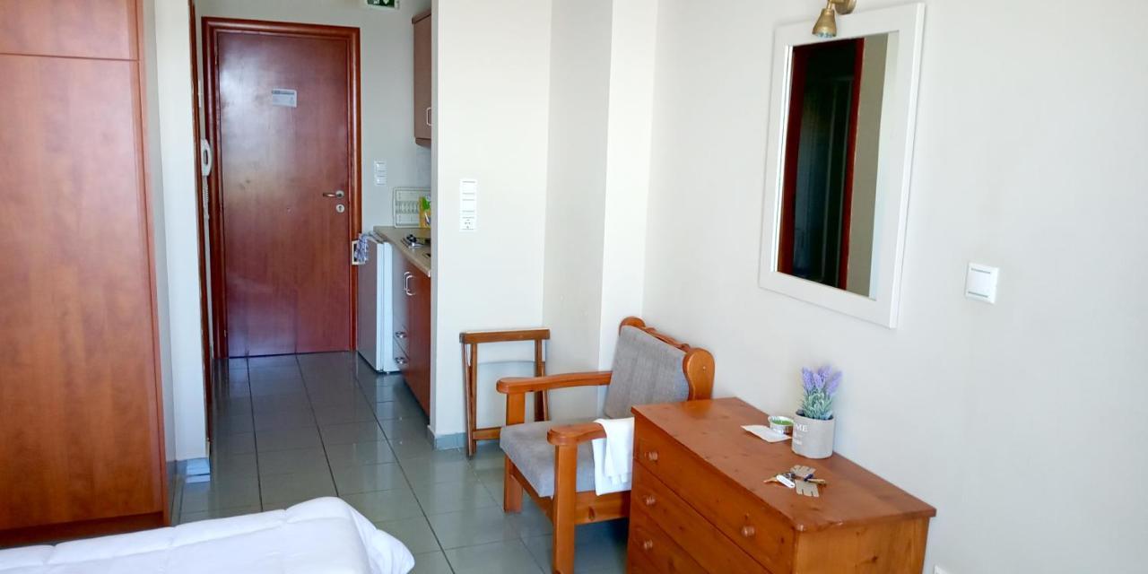 Aparthotel Gorgones, Sea-Front, Great View Kardhamili Exterior foto
